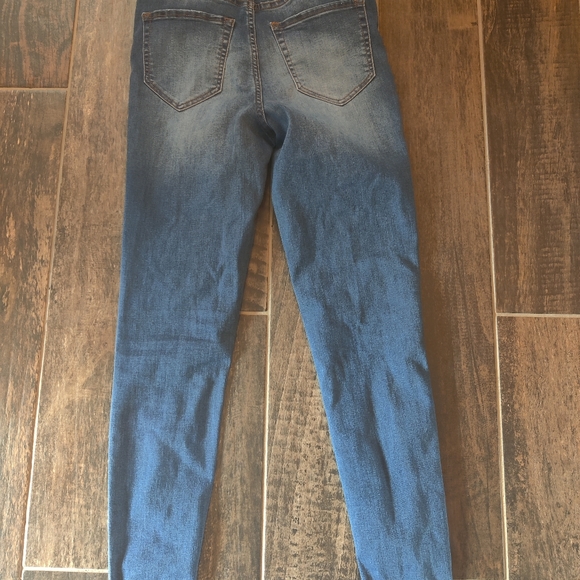 Pink lily Chelsie skinny jeans - Picture 7 of 8